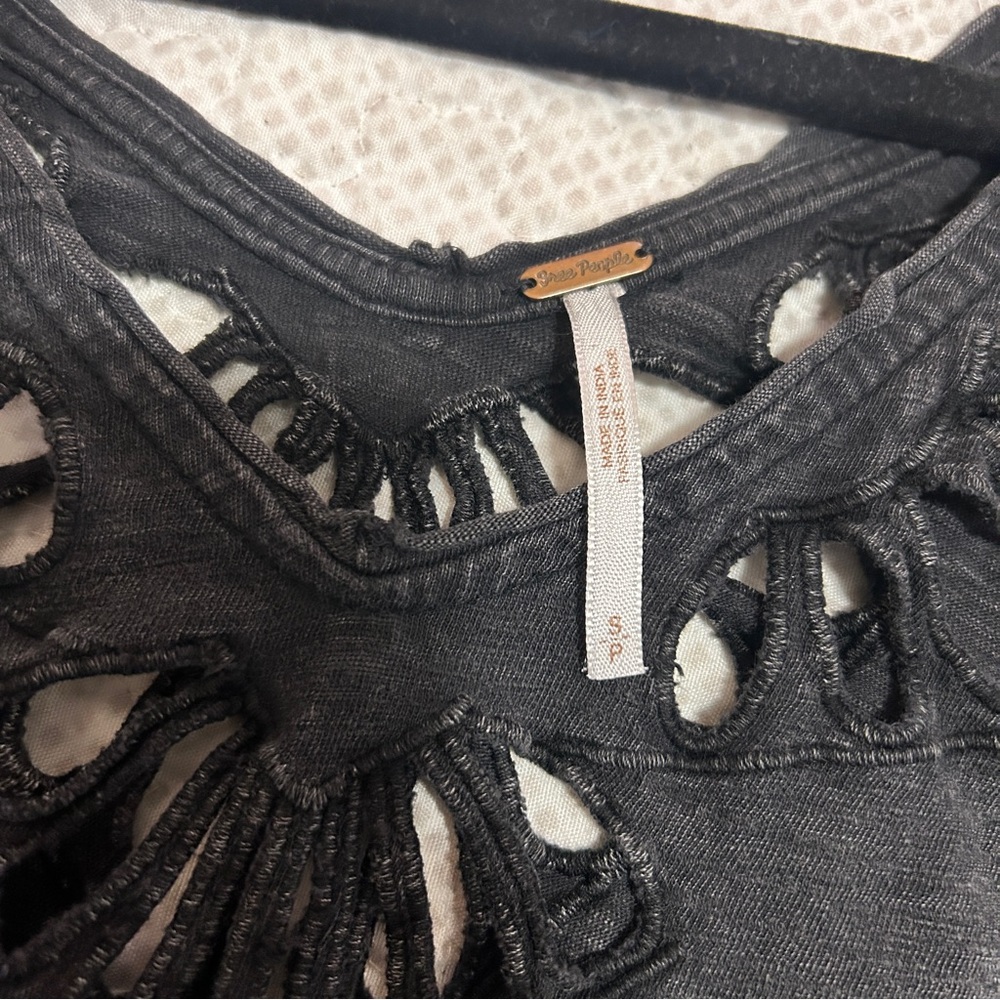Free People Cut Out Black/Gray Eyelet V-Neck Tee - Picture 4 of 7